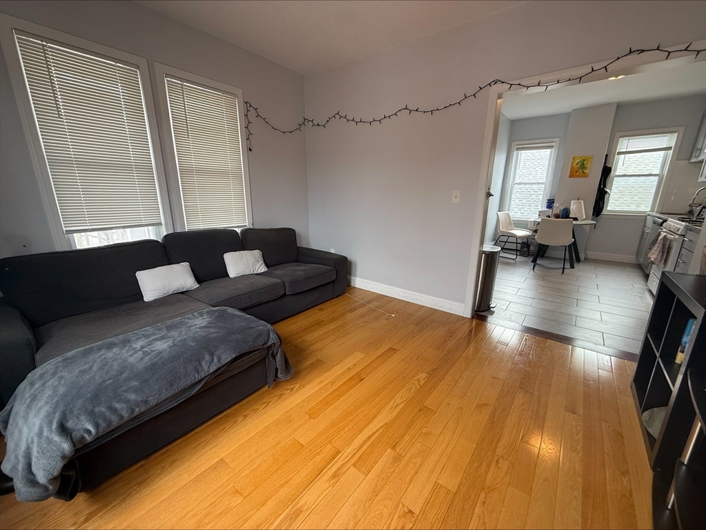 29 Waverly Street, Unit 2 Boston, MA 02135 - Photo 14 of 20