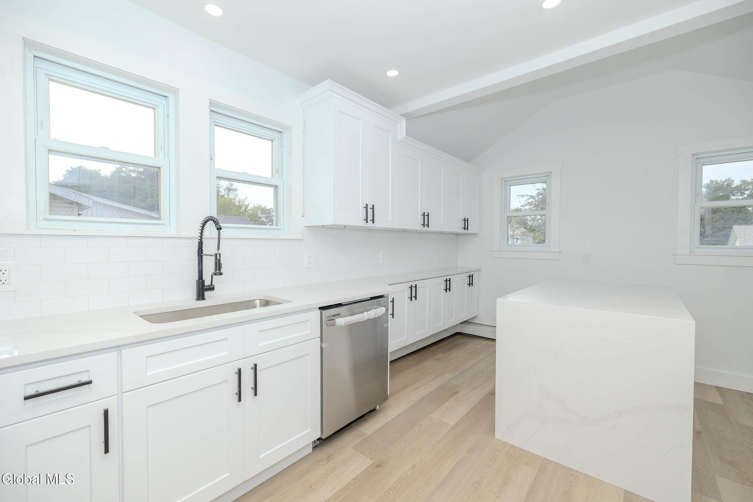 65 Pershing Drive Scotia, NY 12302 - Photo 7 of 36 0S4A0031