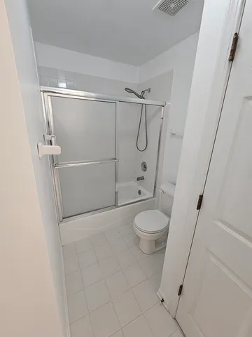 $2,300 | 1327 Sugar Court, Unit 1327, Naperville, IL 60563