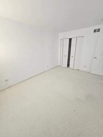 $2,300 | 1327 Sugar Court, Unit 1327, Naperville, IL 60563