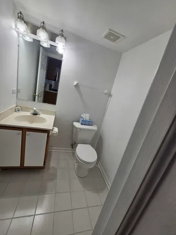 $2,300 | 1327 Sugar Court, Unit 1327, Naperville, IL 60563