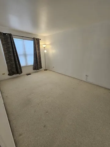 $2,300 | 1327 Sugar Court, Unit 1327, Naperville, IL 60563