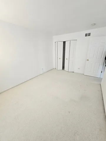 $2,300 | 1327 Sugar Court, Unit 1327, Naperville, IL 60563