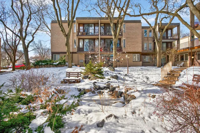 $119,900 | 4029 14th Avenue South, Unit 1G, Minneapolis, MN 55407