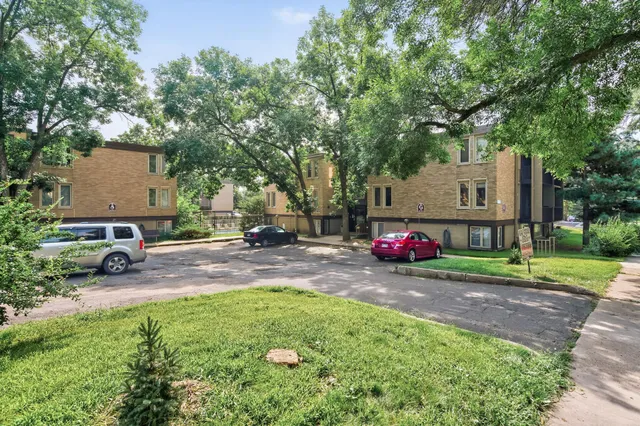 $124,900 | 4029 14th Avenue South, Unit 1G, Minneapolis, MN 55407