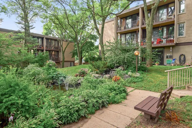 $124,900 | 4029 14th Avenue South, Unit 1G, Minneapolis, MN 55407