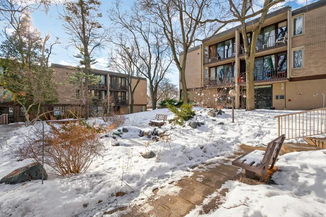 $119,900 | 4029 14th Avenue South, Unit 1G, Minneapolis, MN 55407