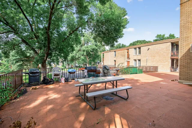 $119,900 | 4029 14th Avenue South, Unit 1G, Minneapolis, MN 55407