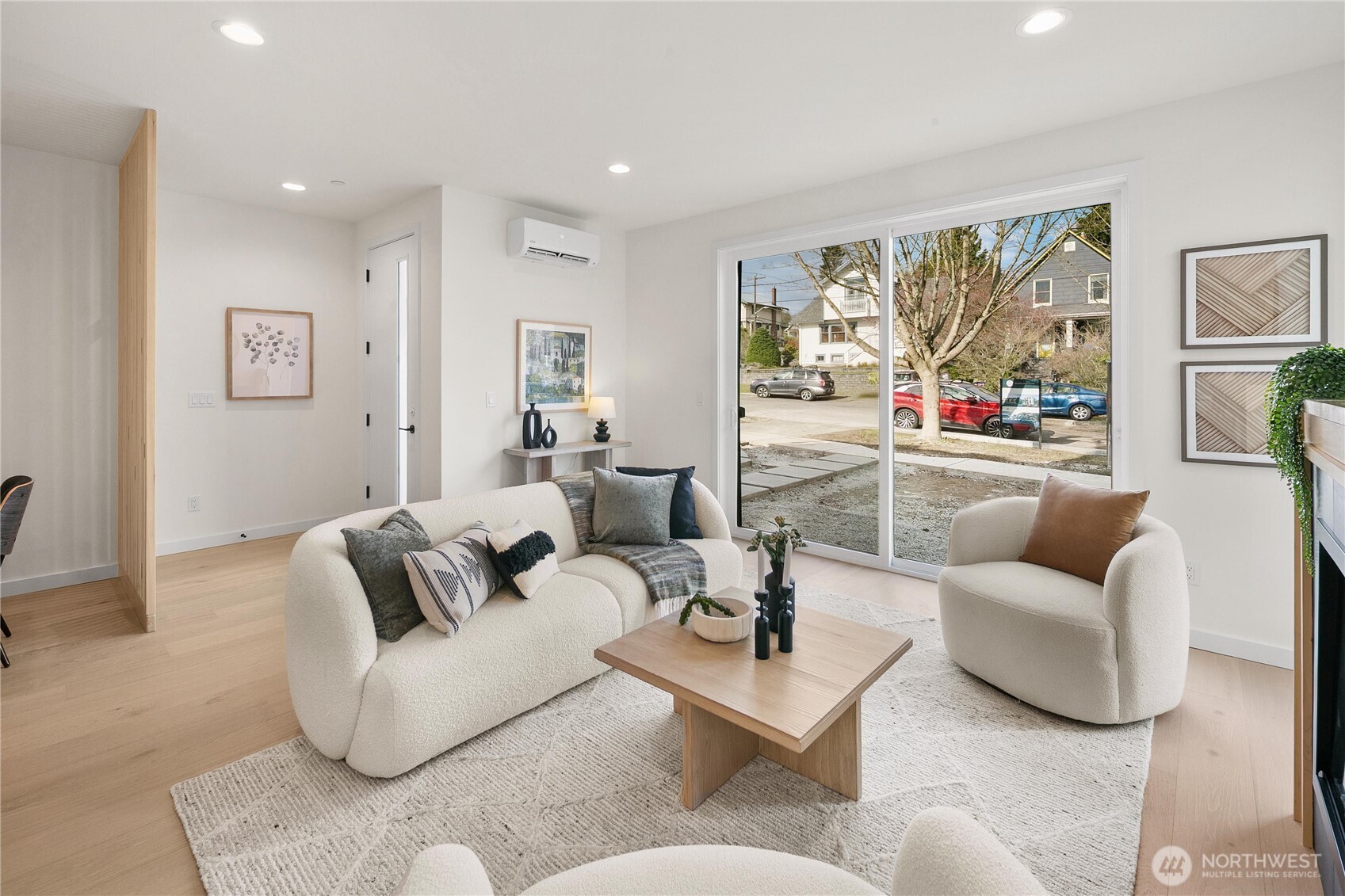 2851 Northwest 70th Street Seattle, WA 98117 - Photo 11 of 38