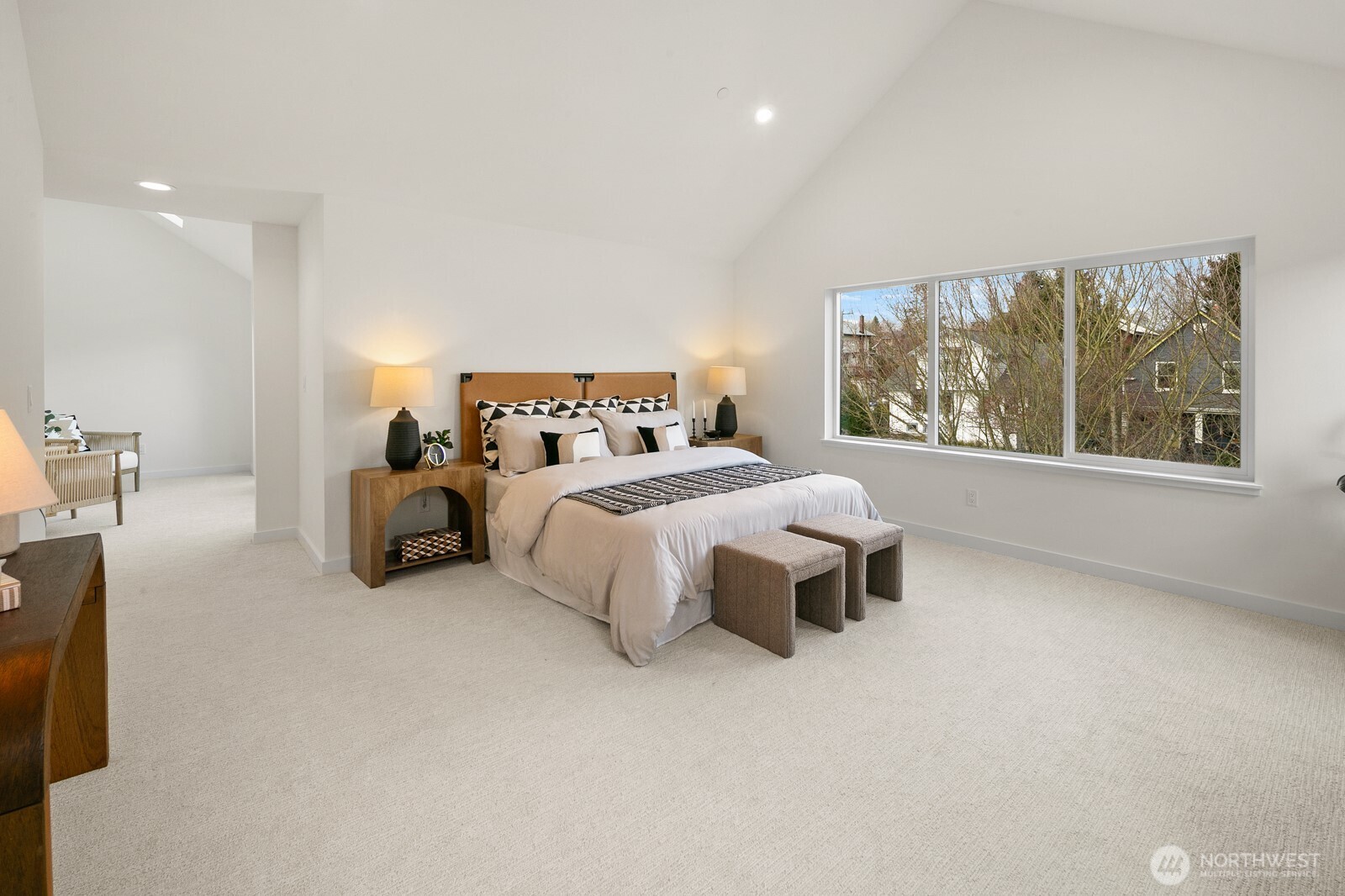 2851 Northwest 70th Street Seattle, WA 98117 - Photo 16 of 38