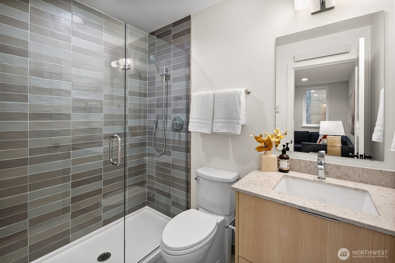 2851 Northwest 70th Street Seattle, WA 98117 - Photo 36 of 38