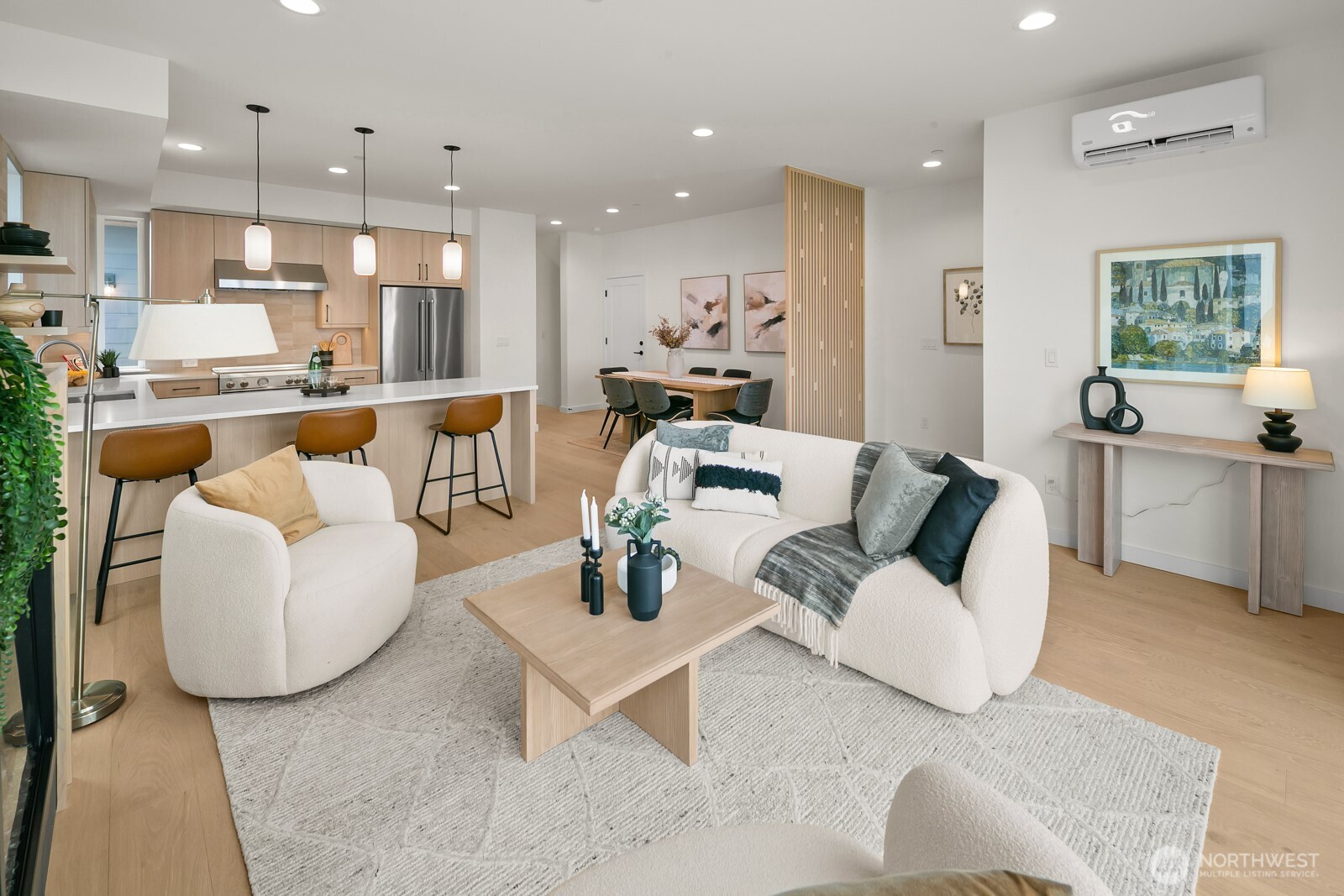 2851 Northwest 70th Street Seattle, WA 98117 - Photo 4 of 38