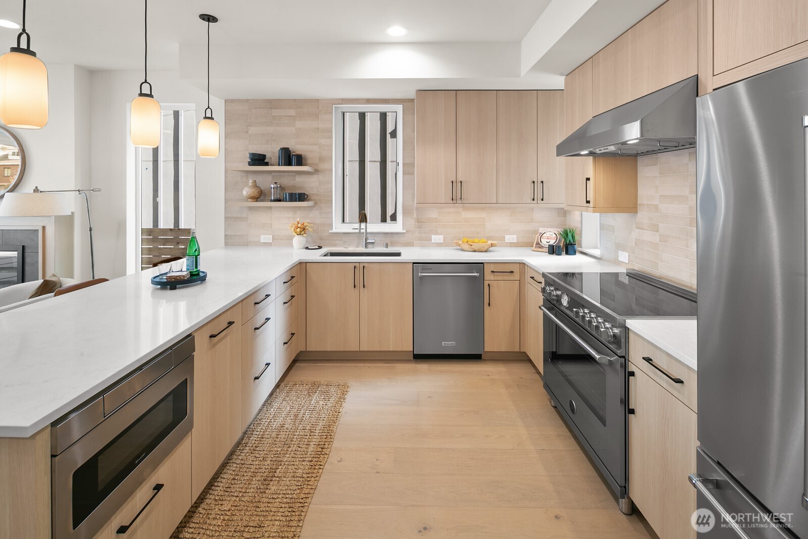 2851 Northwest 70th Street Seattle, WA 98117 - Photo 5 of 38