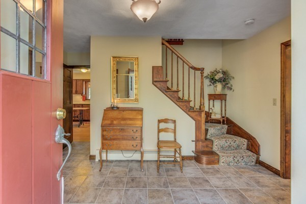 39 Fort Pond Road Acton, MA 01720 - Photo 5 of 28 Gallery Image 5