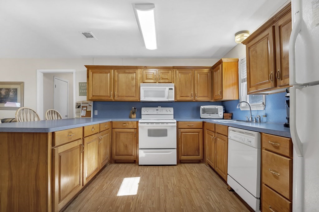 893 Capps Road Huntington, TX 75949 - Photo 5 of 33