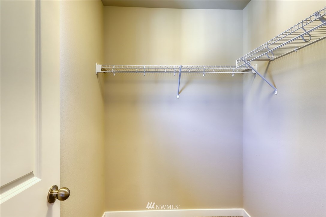 1040 Magnuson Way Bremerton, WA 98310 - Photo 21 of 28 Gallery Image 21