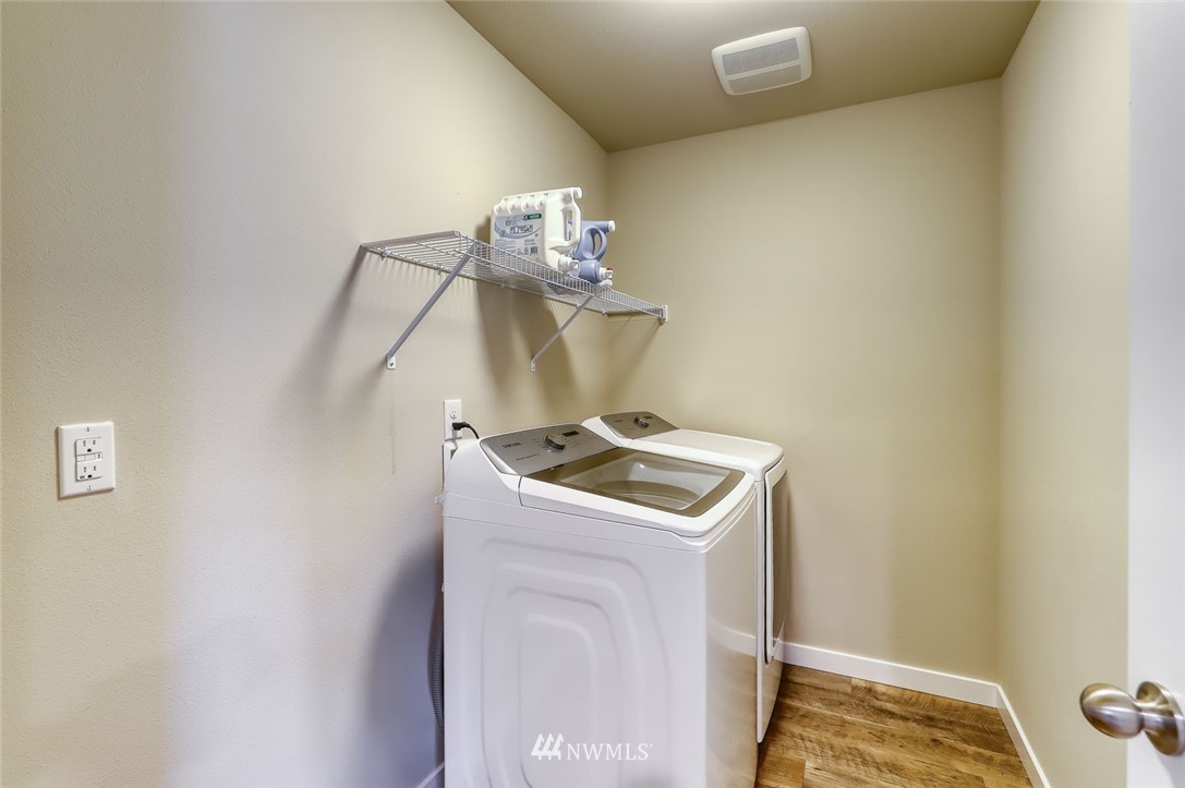 1040 Magnuson Way Bremerton, WA 98310 - Photo 22 of 28 Gallery Image 22