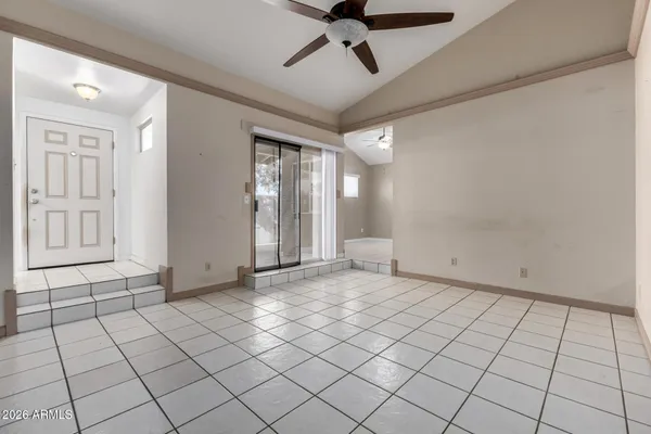 $2,000 | 911 South Hacienda Drive, Tempe, AZ 85288