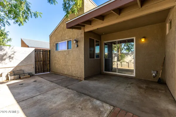 $2,000 | 911 South Hacienda Drive, Tempe, AZ 85288