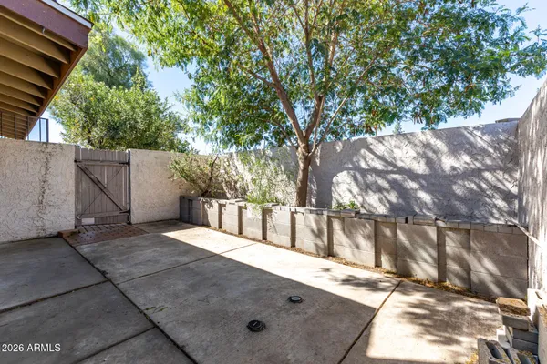 $2,000 | 911 South Hacienda Drive, Tempe, AZ 85288