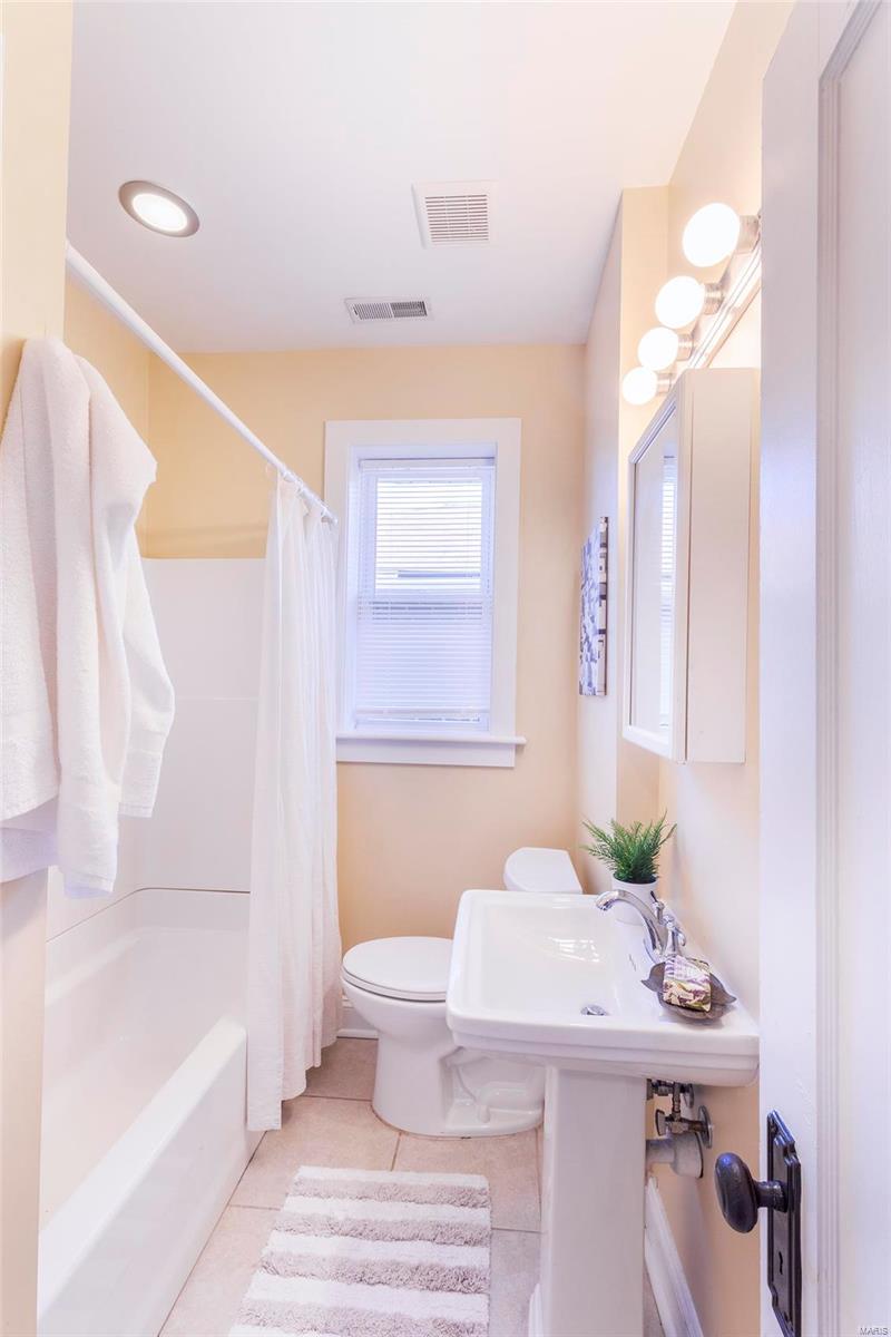 4983 Chippewa Street St. Louis, MO 63109 - Photo 18 of 21