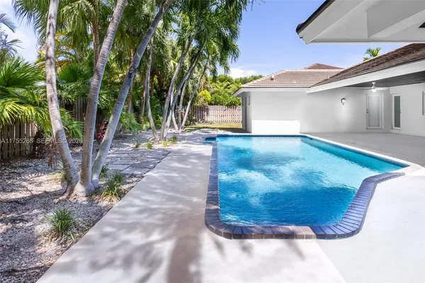 $1,695,000 | 8513 Southwest 169th Terrace, Palmetto Bay, FL 33157