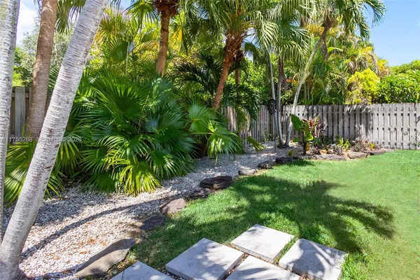 $1,695,000 | 8513 Southwest 169th Terrace, Palmetto Bay, FL 33157