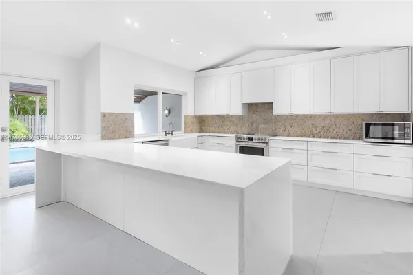 $1,695,000 | 8513 Southwest 169th Terrace, Palmetto Bay, FL 33157