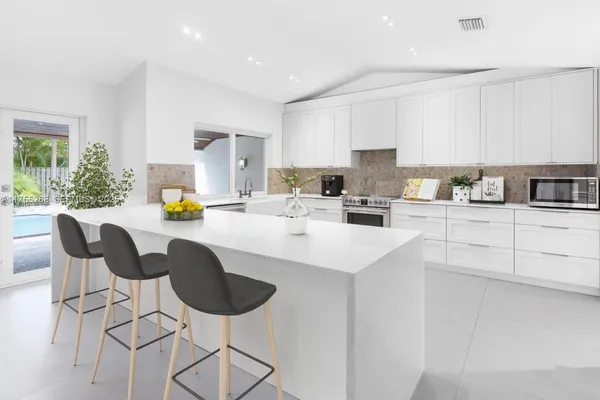 $1,695,000 | 8513 Southwest 169th Terrace, Palmetto Bay, FL 33157