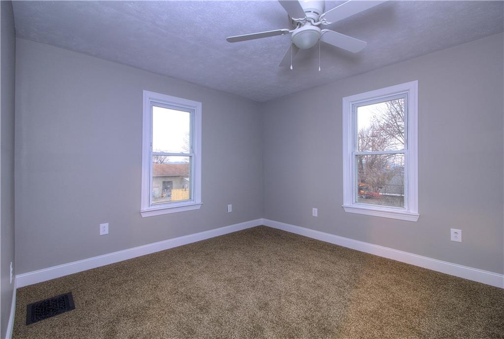 285 Reno Street Rochester, PA 15074 - Photo 19 of 25