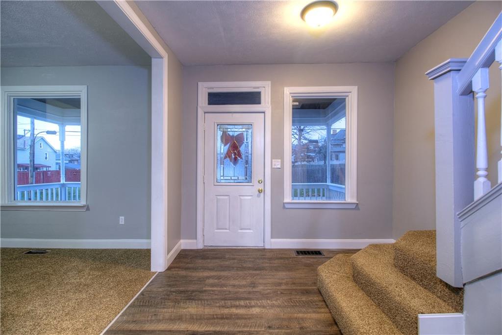 285 Reno Street Rochester, PA 15074 - Photo 5 of 25