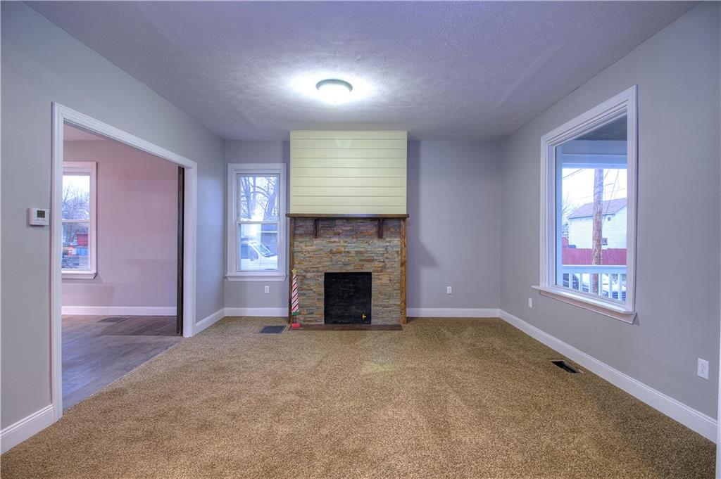 285 Reno Street Rochester, PA 15074 - Photo 7 of 25