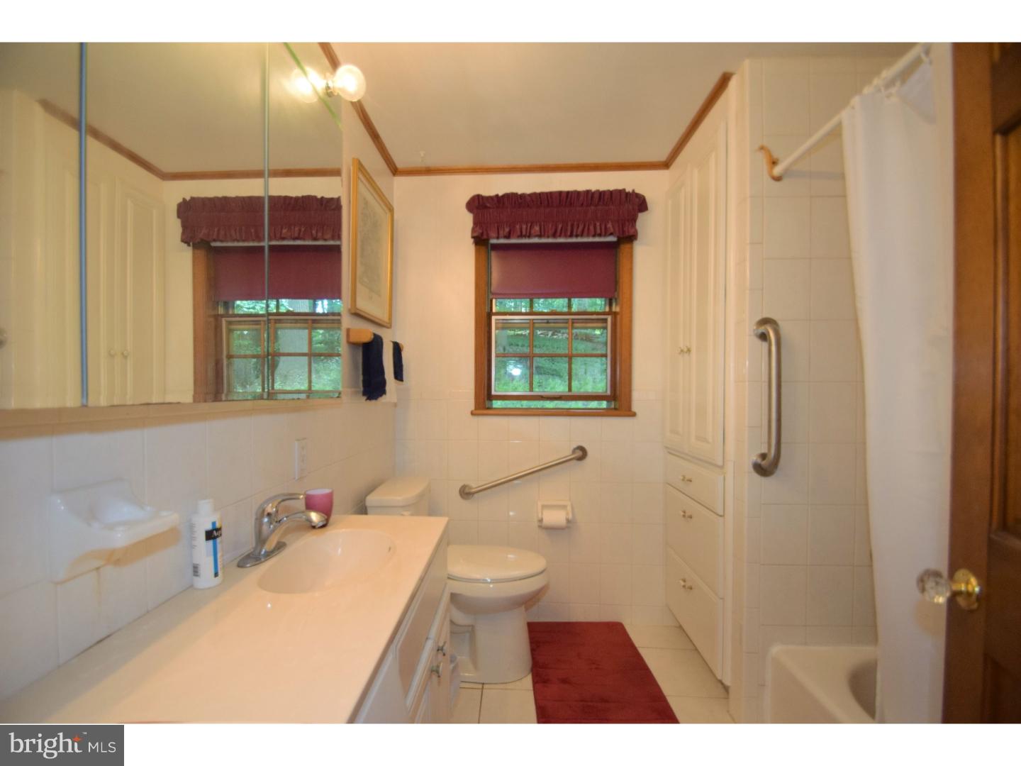 513 Brookwood Road Wayne, PA 19087 - Photo 15 of 24 Bathroom