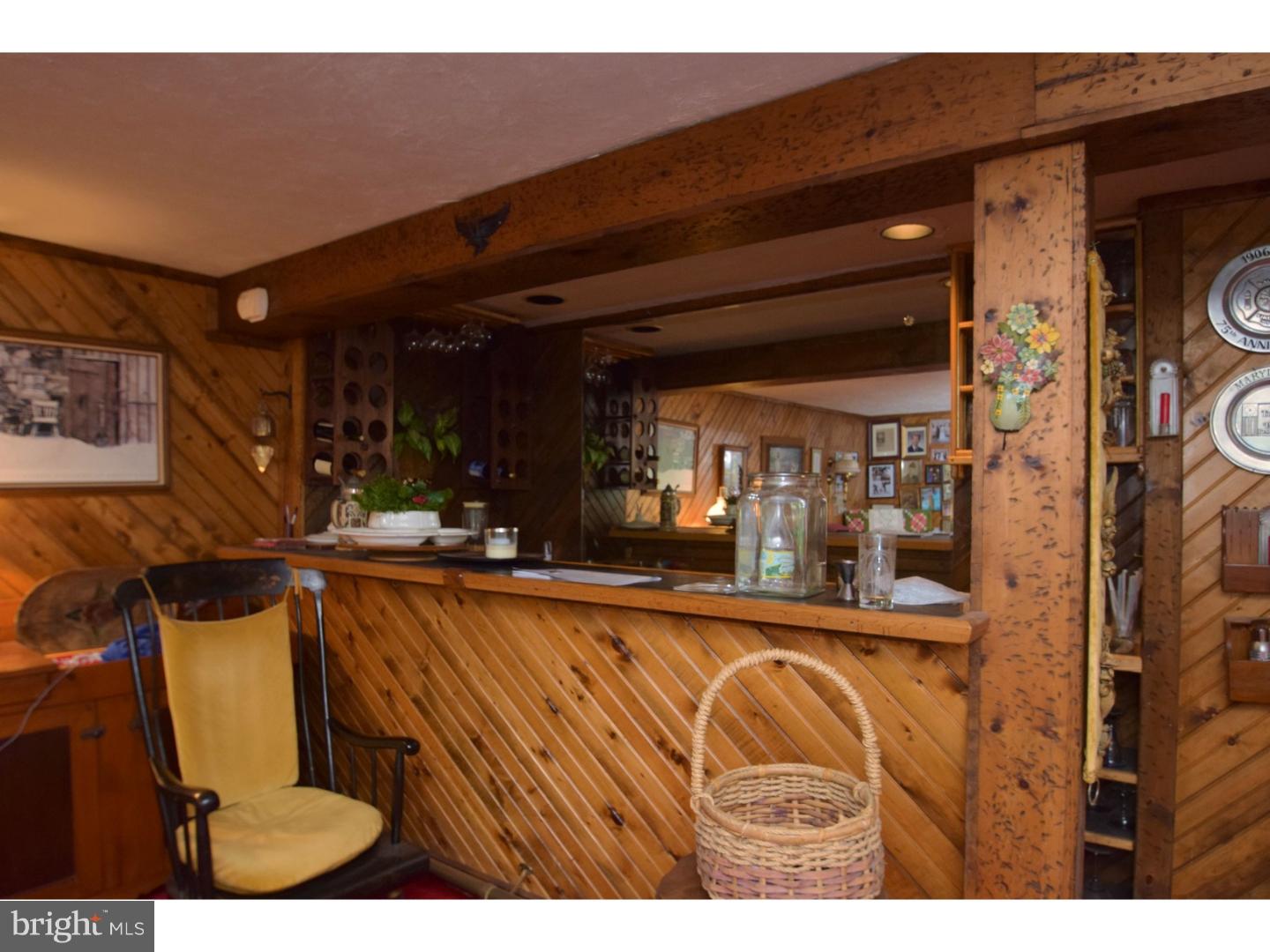 513 Brookwood Road Wayne, PA 19087 - Photo 17 of 24 Wet Bar