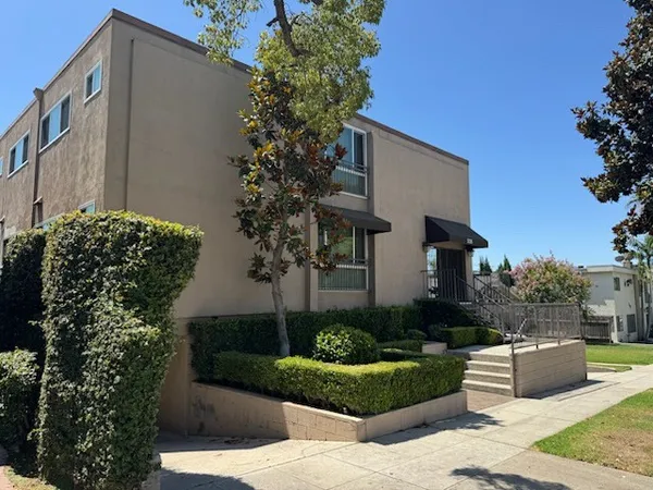 $4,500,000 | 528 East Verdugo Avenue, Burbank, CA 91501