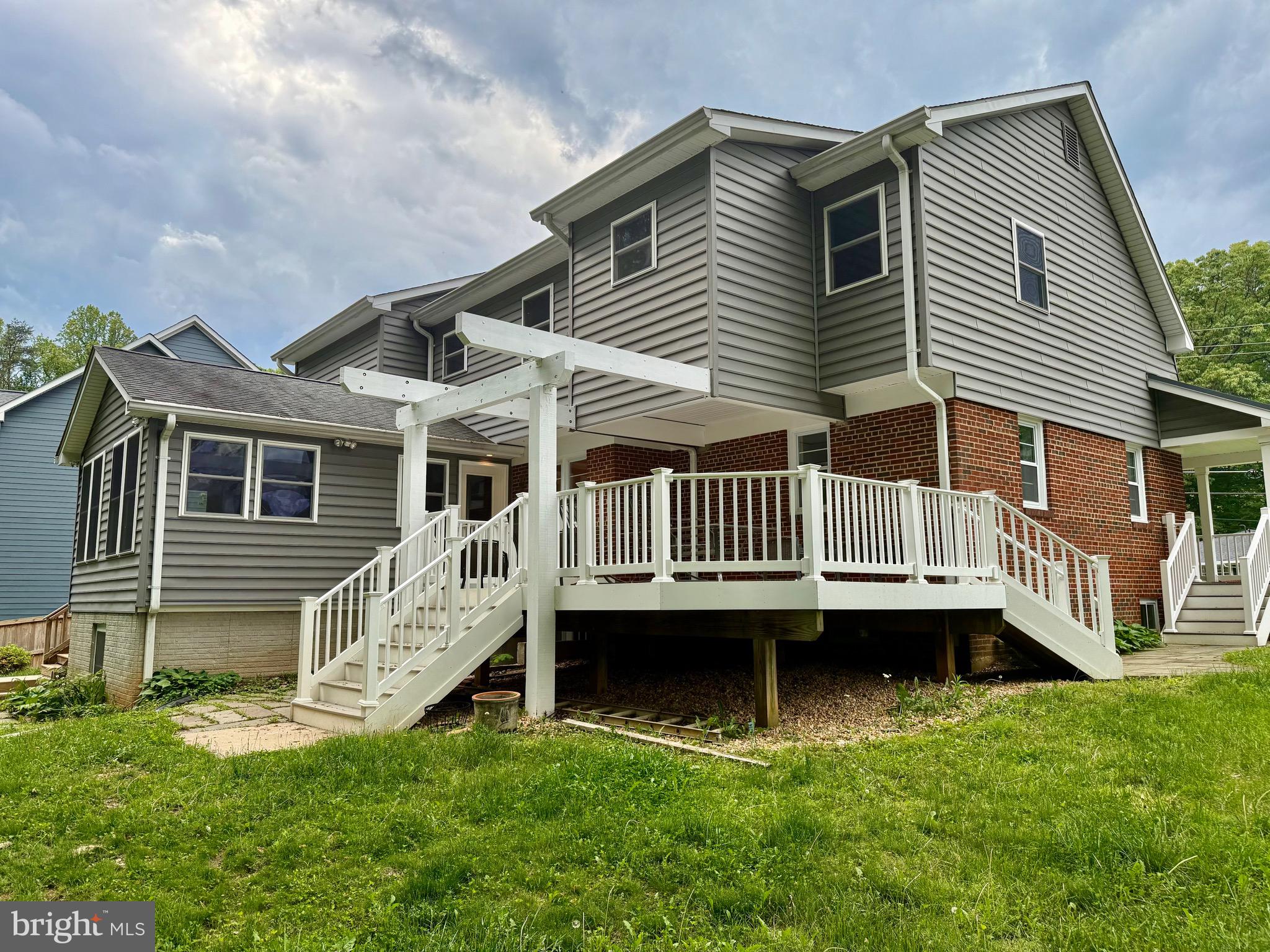 6605 Keene Drive Springfield, VA 22152 - Photo 13 of 127