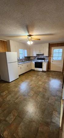 $179,900 | 823 Dutchtown Road, Tracy City, TN 37387