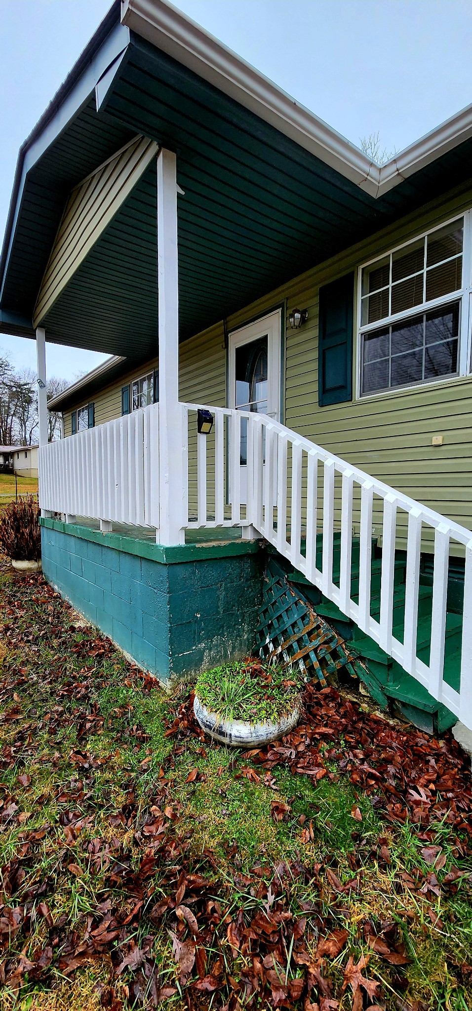 823 Dutchtown Road Tracy City, TN 37387 - Photo 2 of 30