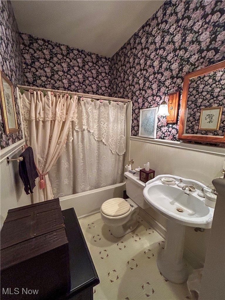 1115 Scoville North Road Vienna, OH 44473 - Photo 5 of 45