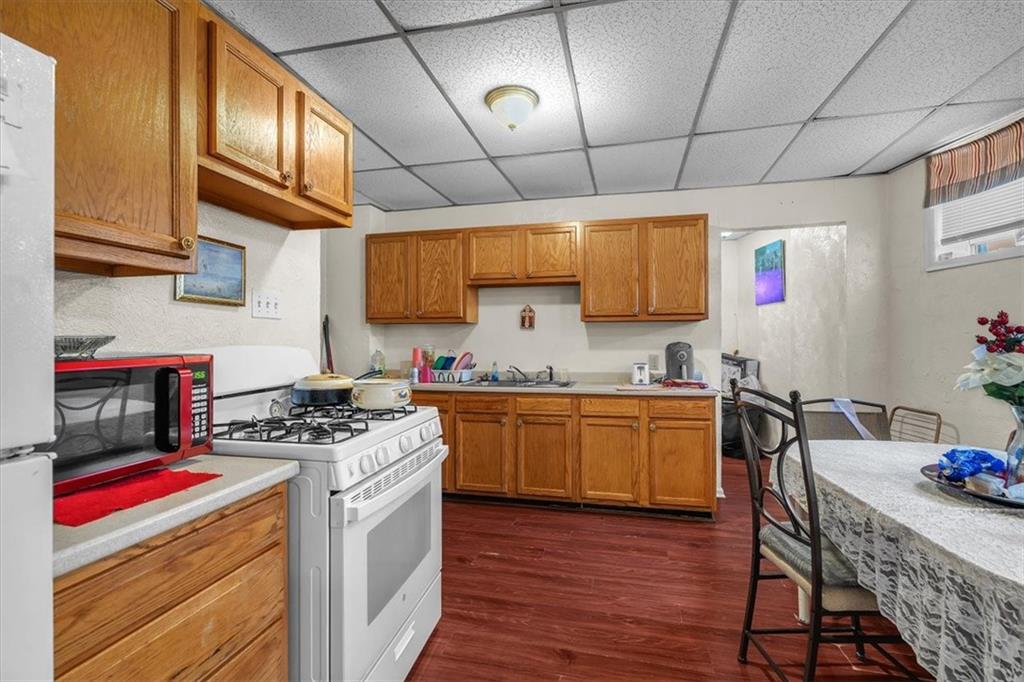 2000 Brownsville Road Pittsburgh, PA 15210 - Photo 7 of 22 Gallery Image 7
