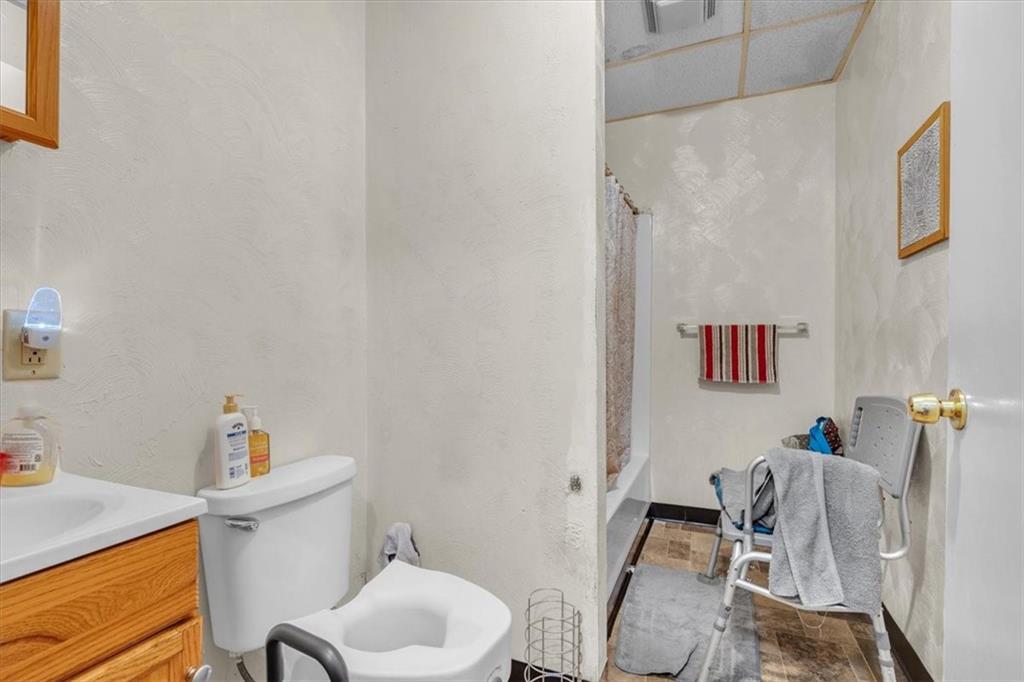 2000 Brownsville Road Pittsburgh, PA 15210 - Photo 10 of 22 Gallery Image 10