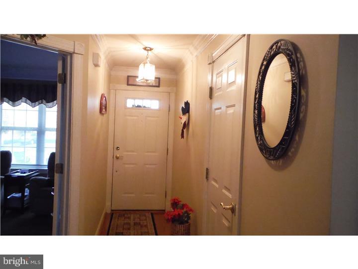 304 Manor Road Harleysville, PA 19438 - Photo 2 of 19 Foyer