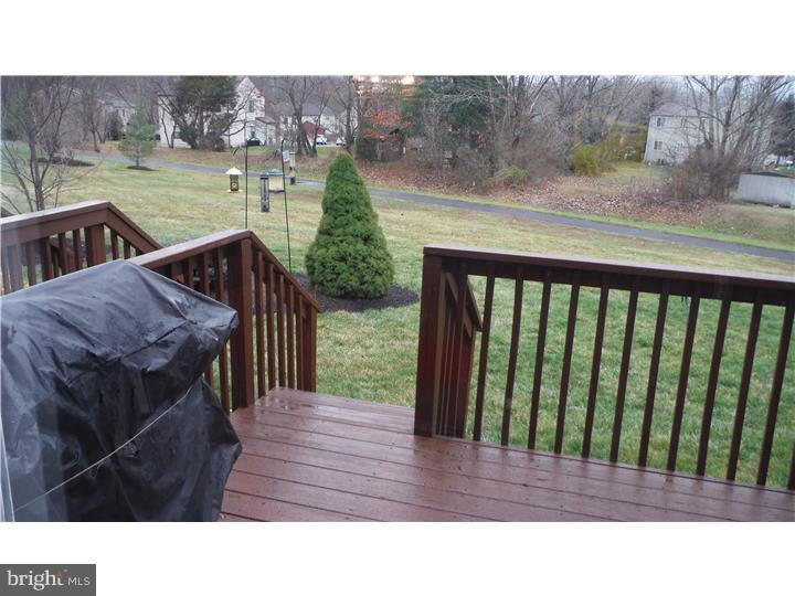 304 Manor Road Harleysville, PA 19438 - Photo 5 of 19 Deck