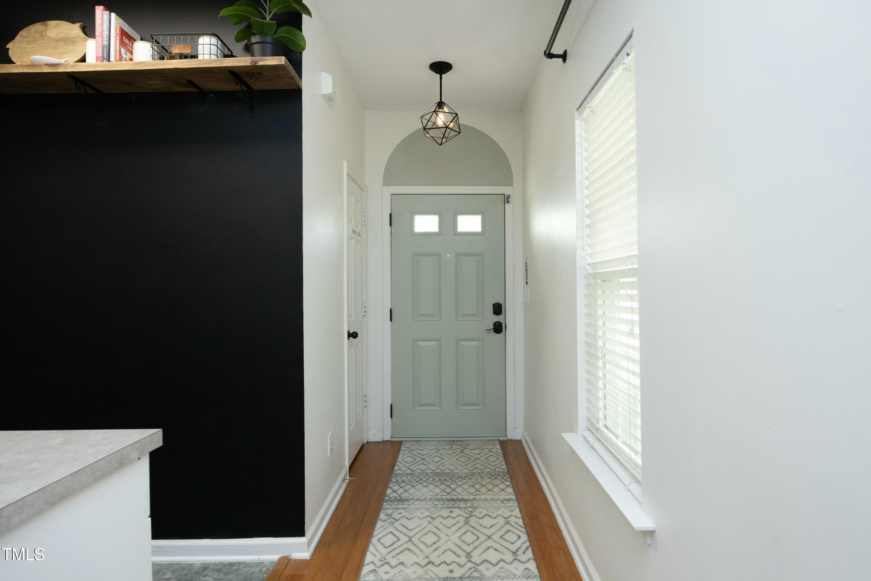 Gorgeous foyer