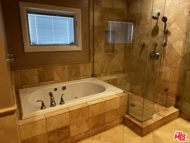 $4,800 | 5560 Buffalo Avenue, Sherman Oaks, CA 91401