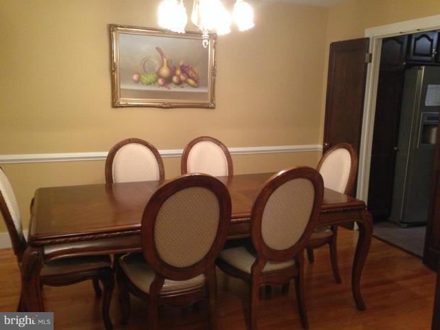 609 Bonifant Road Silver Spring, MD 20905 - Photo 4 of 9 Dining Room