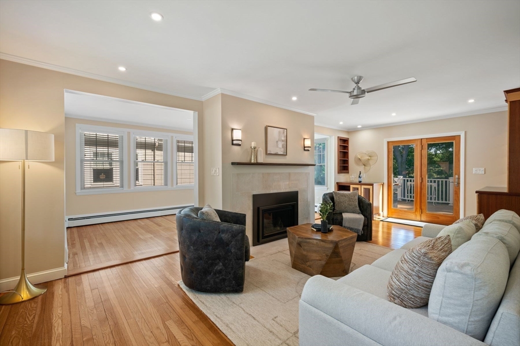 32 Pilgrim Road Marblehead, MA 01945 - Photo 4 of 38