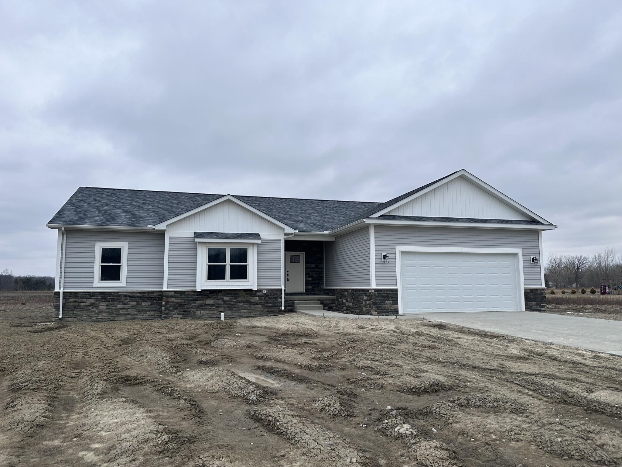 12419 North Elms Road Clio, MI 48420 - Photo 2 of 38 50104046-1.JPG