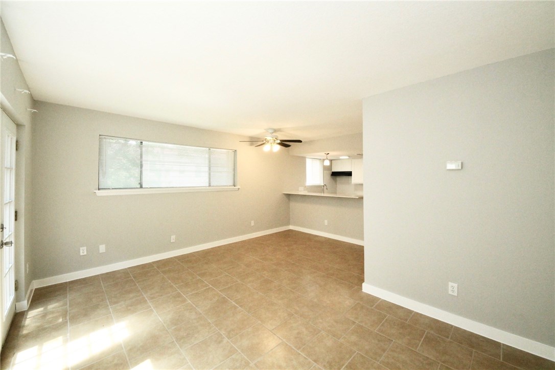 1600 West Avenue, Unit 12 Austin, TX 78701 - Photo 2 of 4