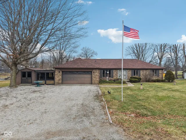 $380,000 | 6924 Meadow Drive, Camby, IN 46113